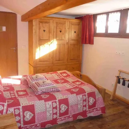 Hotel Arolla 2*