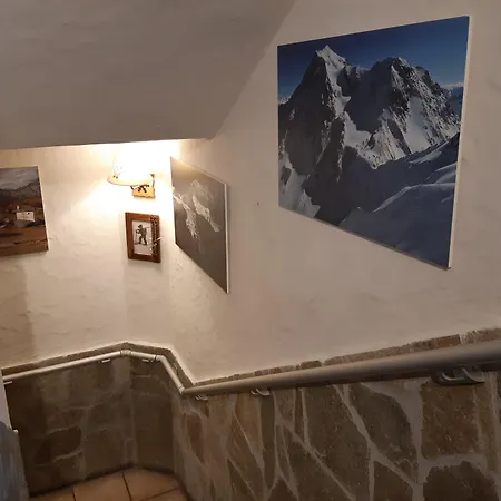 Arolla Bourg-Saint-Maurice