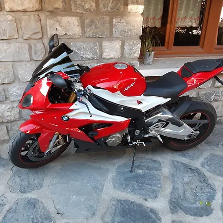 Ξενοδοχείο Arolla