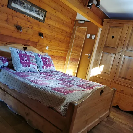 Ξενοδοχείο Arolla 2*