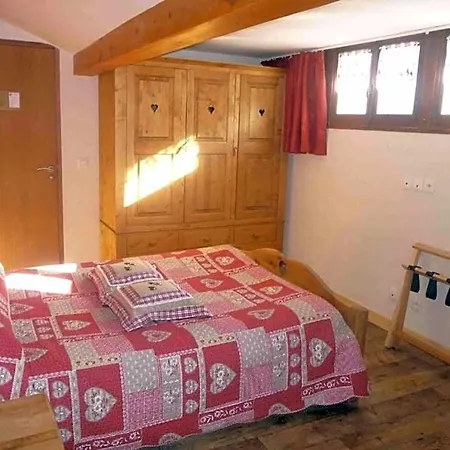 Szálloda Arolla 2*