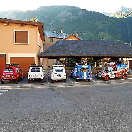 Szálloda Arolla Bourg-Saint-Maurice