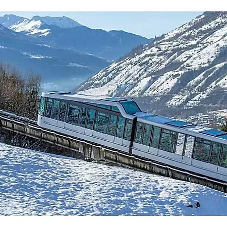 Szálloda Arolla