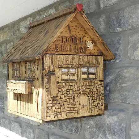 Arolla Hotel 2*