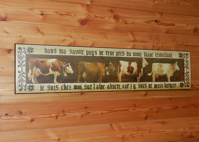 Arolla Hotel 2*
