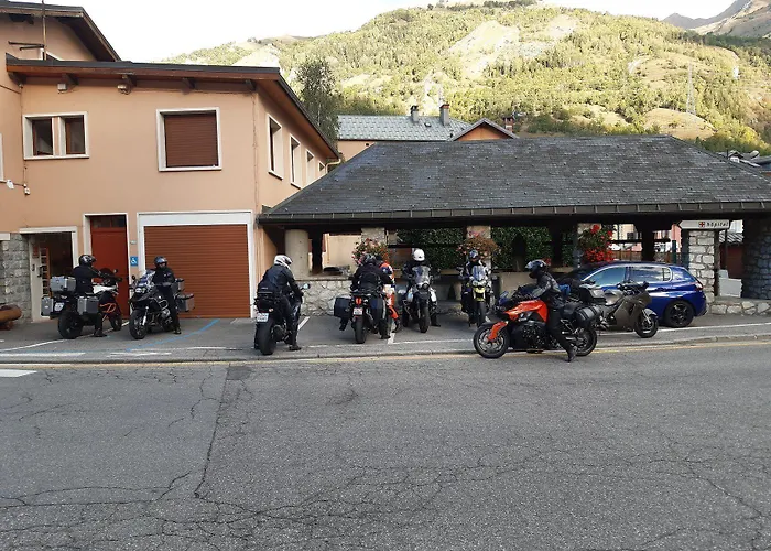 Hotel Arolla Bourg-Saint-Maurice